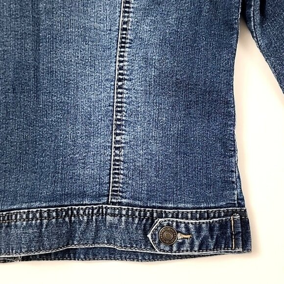 Artisan NY Women's Button Up Jean Jacket Blue Denim Fade Size M - Picture 6 of 15